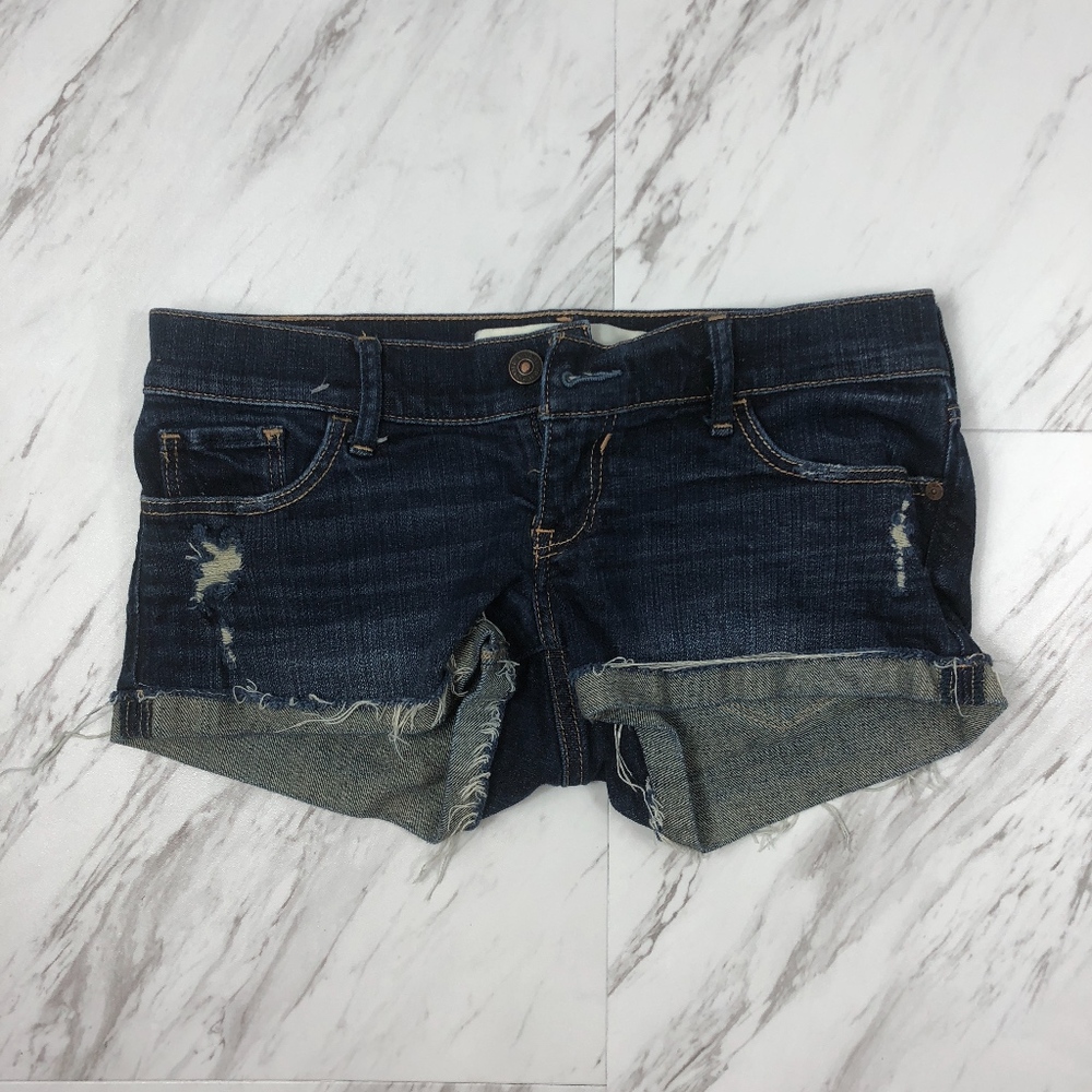 Abercrombie Distressed Shortie Shorts Size 25 NWOT